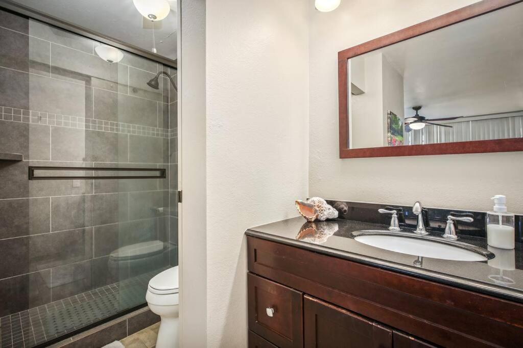 Beautiful 2/2 Condo In Kailua Kona. Ocean View! Exterior foto