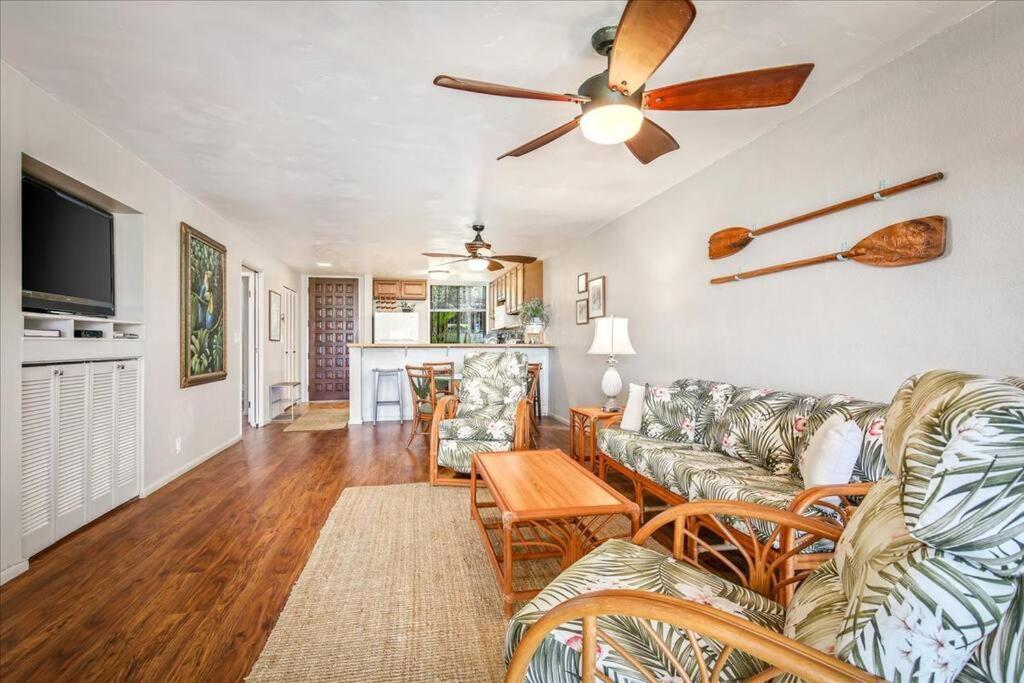 Beautiful 2/2 Condo In Kailua Kona. Ocean View! Exterior foto